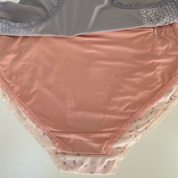 Adrienne Vittadini Lacy Panties 1X 2X - Picture 6 of 16
